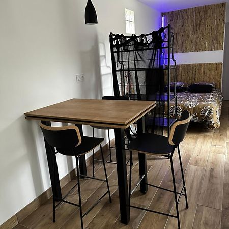 Fromental Bed and Breakfast Saint-Côme-dʼOlt Εξωτερικό φωτογραφία